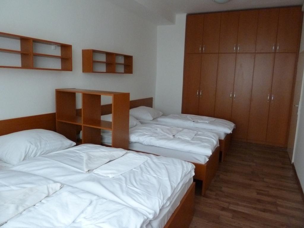 Hotel Jurki Dom Братислава Екстер'єр фото