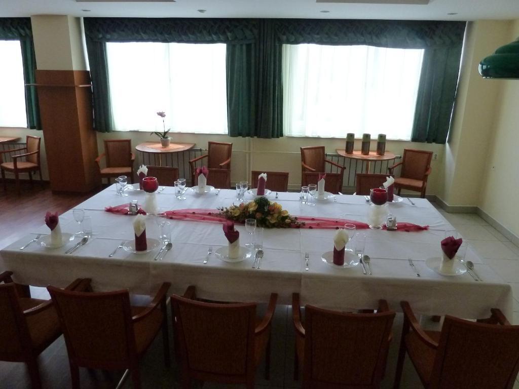 Hotel Jurki Dom Братислава Екстер'єр фото