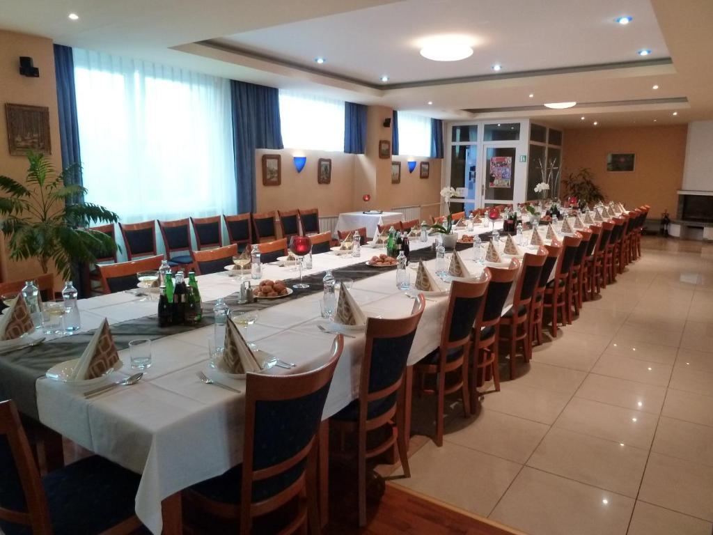 Hotel Jurki Dom Братислава Екстер'єр фото